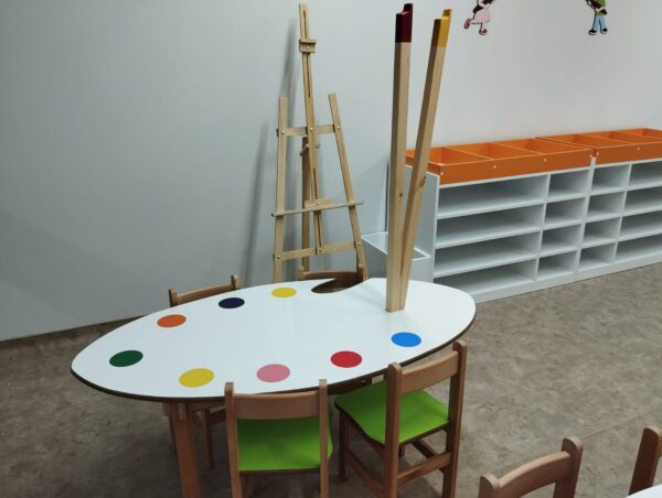 palet temalı masa